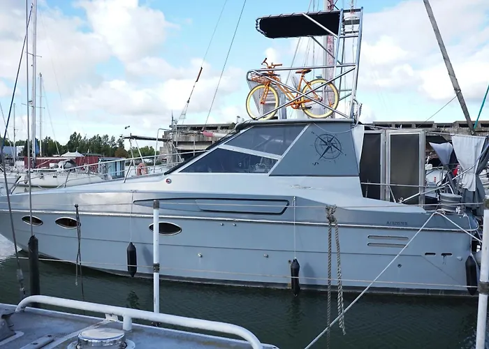 Bateau Cocoon En Amoureux
